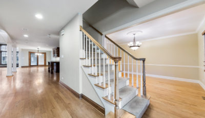 1607 Cavilier Ct. Wheaton, IL