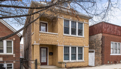 910 W. 35th Pl. Chicago, IL