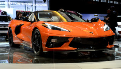 Explore in 360° The 2020 Chevy Corvette