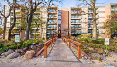6010 Oakwood Dr. Lisle, IL