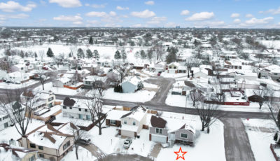 1 Ironwood Ct. Streamwood, IL