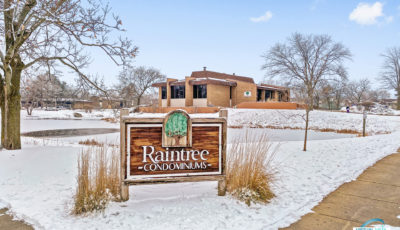 450 Raintree Ct. Glen Ellyn, IL