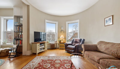 1352 E. 48th St. Chicago, IL