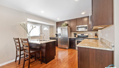 6713 Patton Dr. Woodridge, IL
