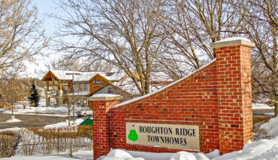 522 Goodwin Dr. Bolingbrook, IL