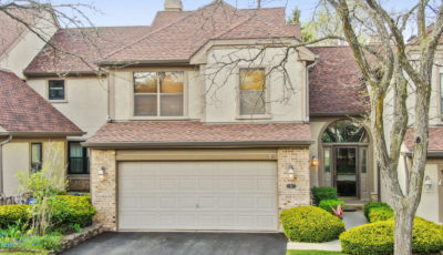 9 Ascot Circle Schaumburg, IL
