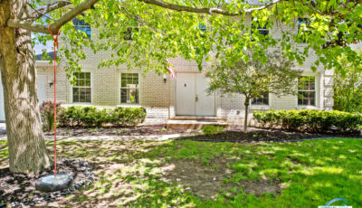 1943 Cromwell Dr. Wheaton, IL
