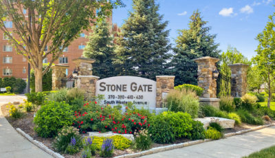 370 S. Western Ave. Des Plaines, IL