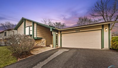 565 Cambridge Way, Bolingbrook, IL